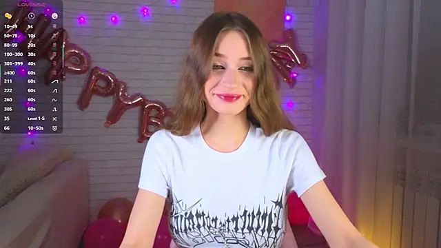 candyboofairy online show from April 11, 7:28 pm