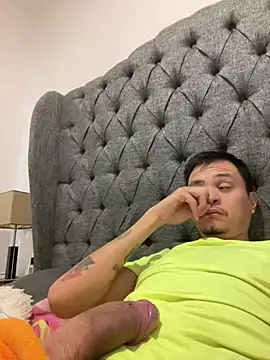 Snapshot of stevego94 chatting on February 12, 3:16 pm stevego94 online show from February 12, 3:16 pm