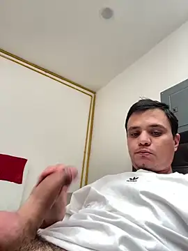 Snapshot of stevego94 chatting on February 26, 9:31 pm stevego94 online show from February 26, 9:31 pm