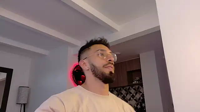 tony muscle online show from November 24, 9:48 pm