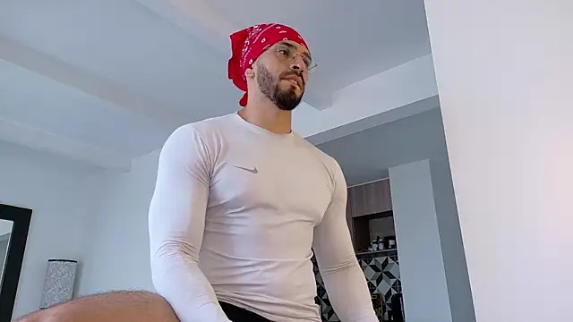 tony muscle online show from November 1, 9:52 pm