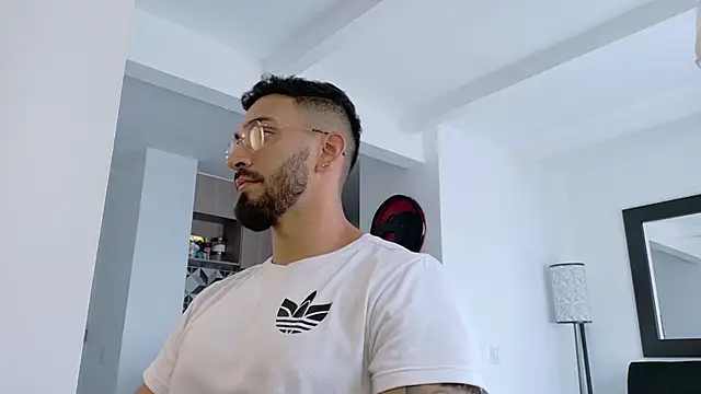 tony muscle online show from March 1, 7:03 pm