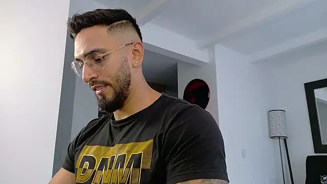 tony muscle online show from February 15, 10:52 pm