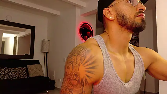 tony muscle online show from September 17, 11:07 pm