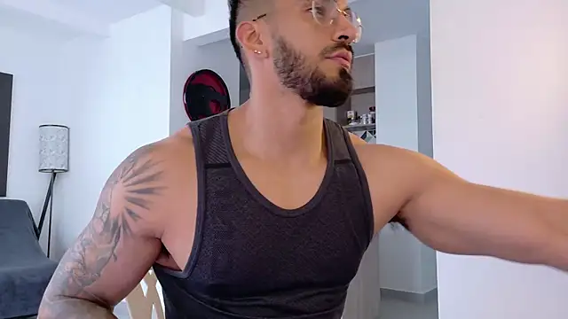 tony muscle online show from November 25, 8:31 pm