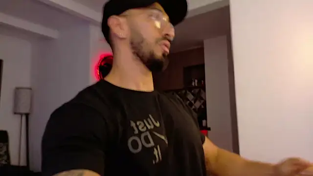 tony muscle online show from November 5, 10:46 pm