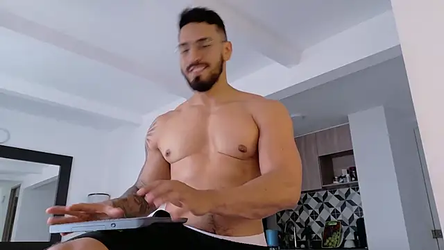 tony muscle online show from November 26, 8:42 pm