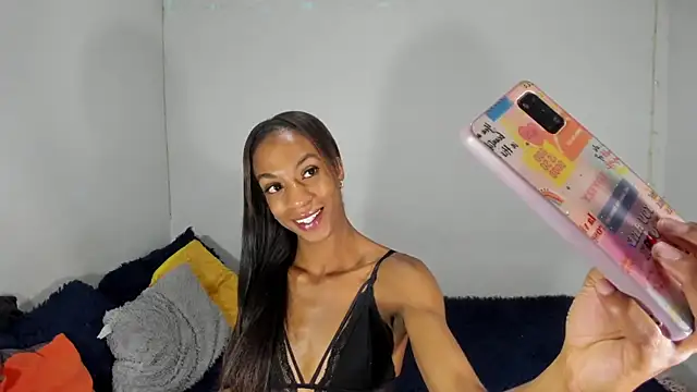 Snapshot of JessicaEbony chatting on July 5, 1:10 am JessicaEbony online show from July 5, 1:10 am
