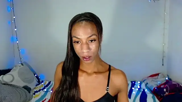 JessicaEbony online show from April 4, 1:23 am