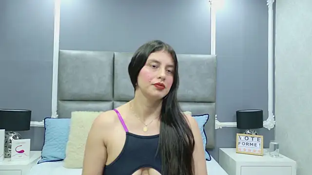 MadelineBeckert online show from March 30, 7:04 pm