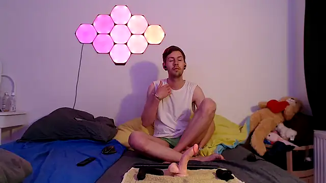 jonny-bisexual online show from March 6, 7:20 pm