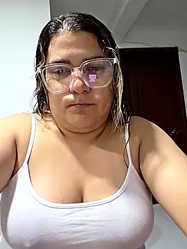 shantal smith9 online show from April 5, 1:34 am