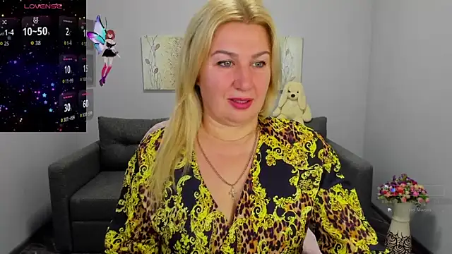 Snapshot of Lili_Crossi chatting on October 13, 5:53 am Lili Crossi online show from October 13, 5:53 am