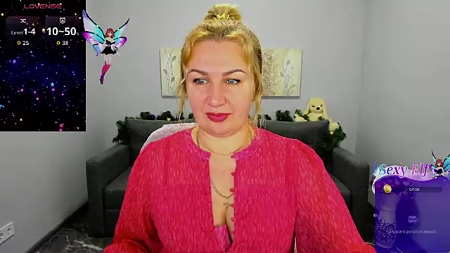 Lili Crossi online show from December 18, 6:51 am