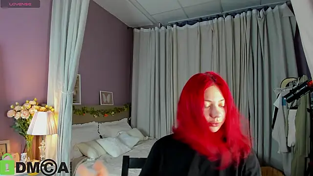 Miss you kiss online show from February 9, 11:58 pm