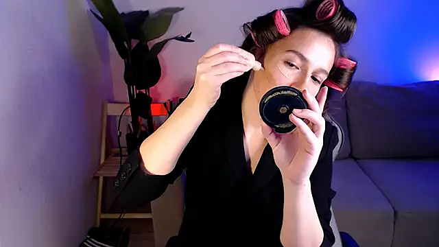 M Sensual online show from December 4, 3:33 pm