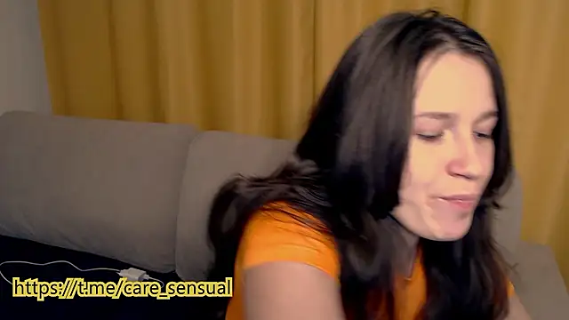 Snapshot of M_Sensual chatting on December 3, 5:04 am M Sensual online show from December 3, 5:04 am