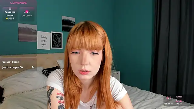 Linablueeyed online show from October 3, 9:22 am