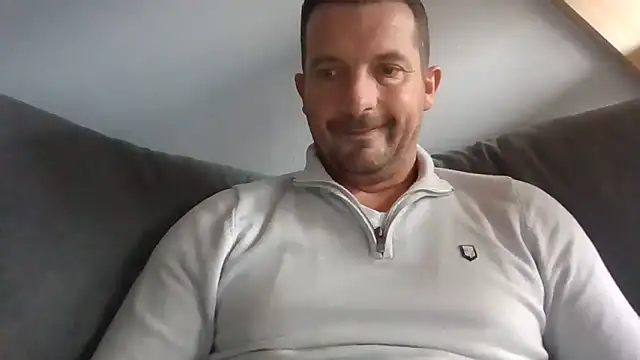 Chauduc00 online show from October 16, 1:41 pm