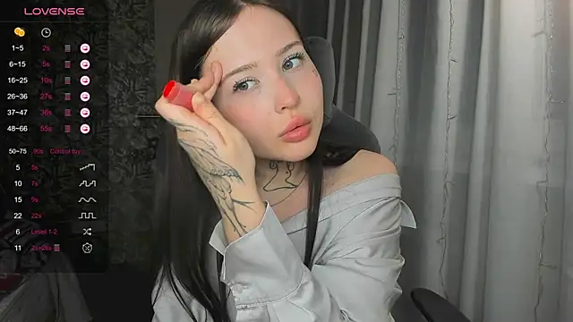 Snapshot of kate8ketee8 chatting on January 27, 11:11 pm kate8ketee8 online show from January 27, 11:11 pm