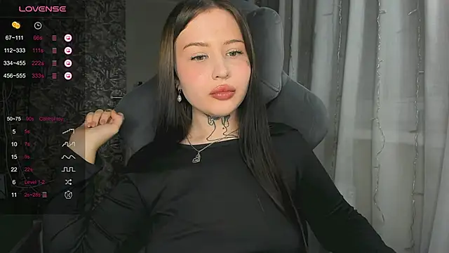 Snapshot of kate8ketee8 chatting on December 23, 6:05 pm kate8ketee8 online show from December 23, 6:05 pm
