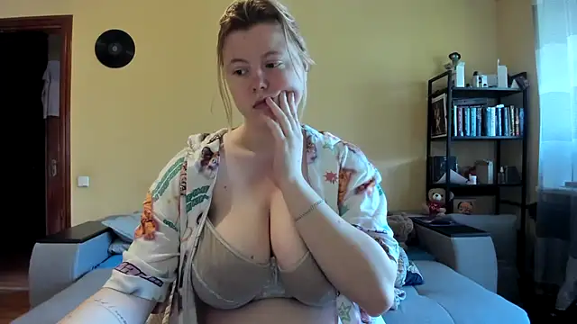 LillyDepp online show from April 30, 1:51 pm