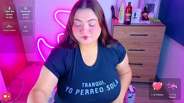 Rebeca charme21 online show from October 6, 7:20 am