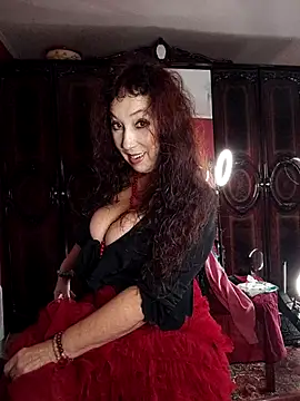 Snapshot of GypsyEsmeralda chatting on September 23, 6:20 am GypsyEsmeralda online show from September 23, 6:20 am