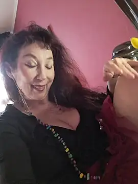 GypsyEsmeralda online show from March 26, 7:06 am