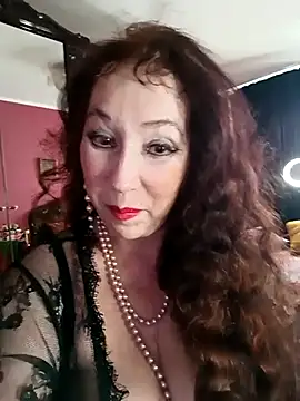 Snapshot of GypsyEsmeralda chatting on March 18, 4:51 am GypsyEsmeralda online show from March 18, 4:51 am