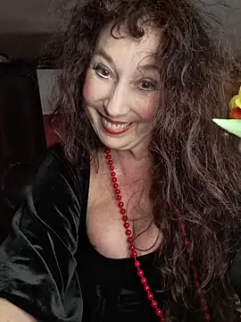 GypsyEsmeralda online show from March 28, 4:52 pm