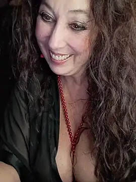 GypsyEsmeralda online show from December 20, 5:27 pm