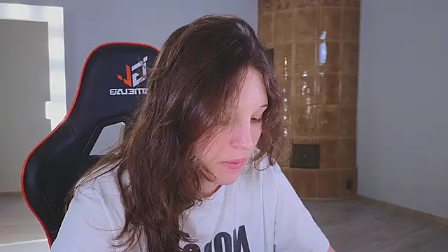 cherry lea online show from February 5, 4:14 pm