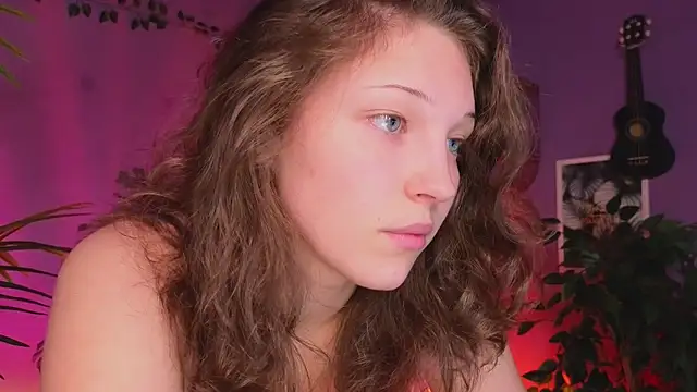 Snapshot of cherry_lea chatting on September 26, 5:42 pm cherry lea online show from September 26, 5:42 pm