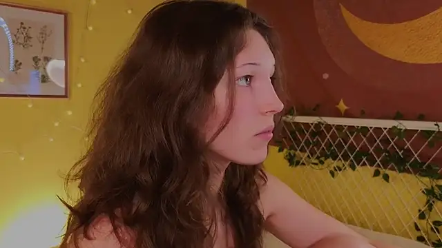 Snapshot of cherry_lea chatting on October 18, 4:31 pm cherry lea online show from October 18, 4:31 pm