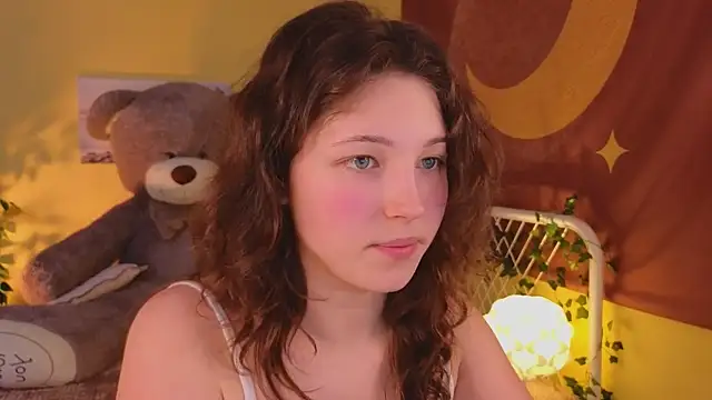 Snapshot of cherry_lea chatting on March 2, 4:47 pm cherry lea online show from March 2, 4:47 pm