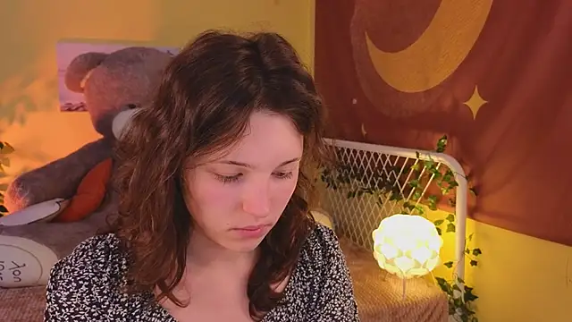 Snapshot of cherry_lea chatting on March 3, 9:26 pm cherry lea online show from March 3, 9:26 pm