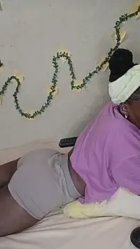 Snapshot of FreakySag_8888 chatting on November 8, 3:21 am FreakySag 8888 online show from November 8, 3:21 am