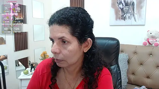 Snapshot of sila_bolum chatting on May 2, 2:44 pm sila bolum online show from May 2, 2:44 pm