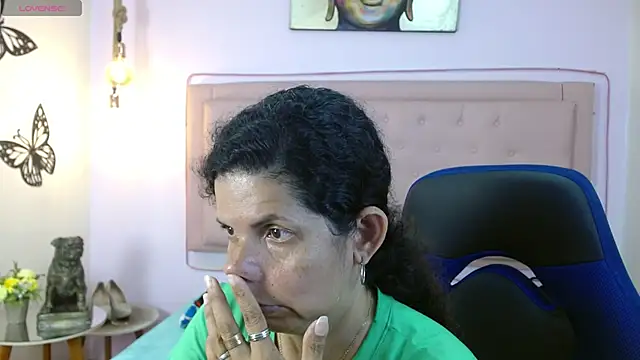 Snapshot of sila_bolum chatting on June 9, 4:52 pm sila bolum online show from June 9, 4:52 pm