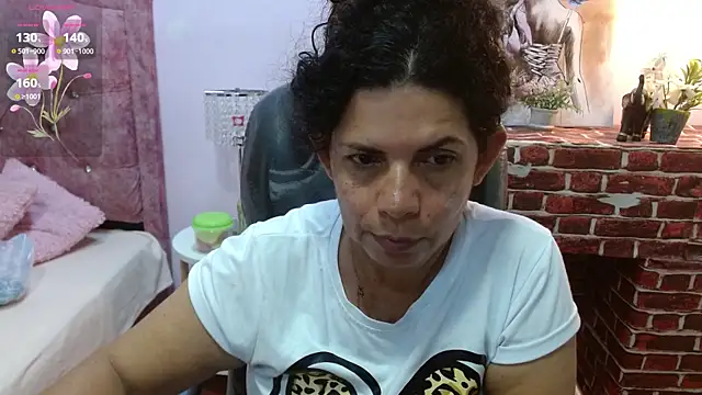 Snapshot of sila_bolum chatting on April 19, 2:45 am sila bolum online show from April 19, 2:45 am