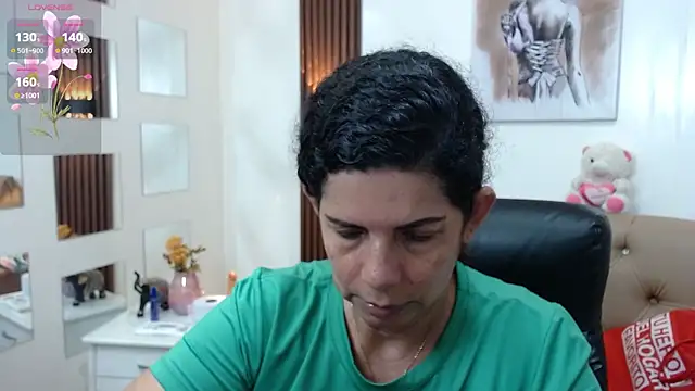 Snapshot of sila_bolum chatting on May 7, 3:15 pm sila bolum online show from May 7, 3:15 pm