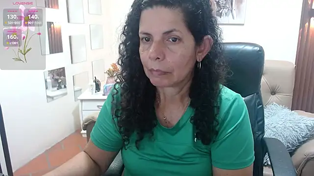 Snapshot of sila_bolum chatting on May 15, 4:38 pm sila bolum online show from May 15, 4:38 pm