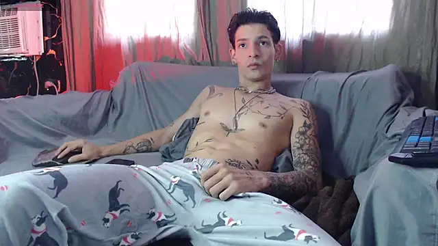 Apolo Hidalgo01 online show from February 11, 9:36 pm