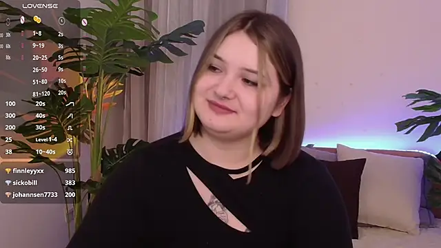 Snapshot of Alice_Walters chatting on January 31, 9:26 pm Alice Walters online show from January 31, 9:26 pm
