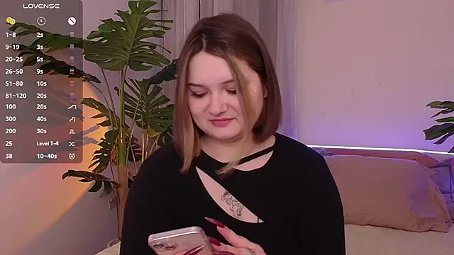 Snapshot of Alice_Walters chatting on February 27, 3:59 pm Alice Walters online show from February 27, 3:59 pm