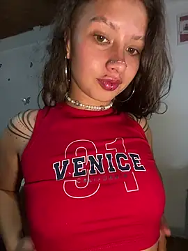 Snapshot of Andi9_ chatting on December 20, 2:30 am Andi9 online show from December 20, 2:30 am