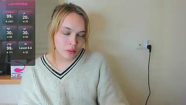 fem to online show from March 10, 6:23 pm