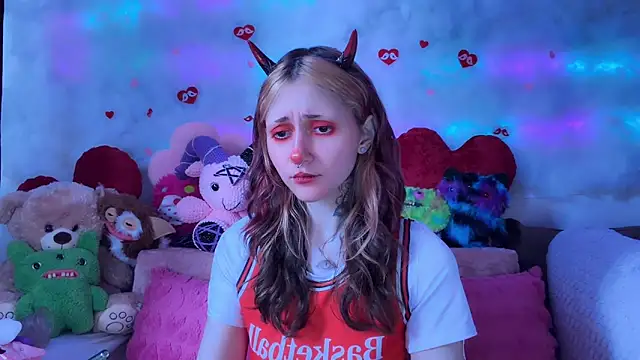  Devill Baby online show from March 28, 6:47 am