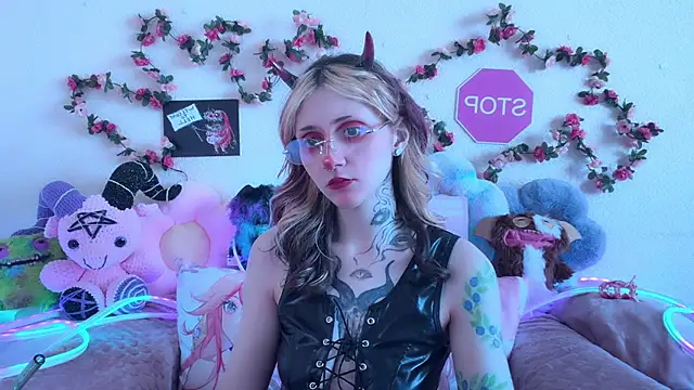  Devill Baby online show from May 19, 1:56 am